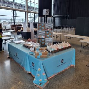 Loose Throw Tablecloth